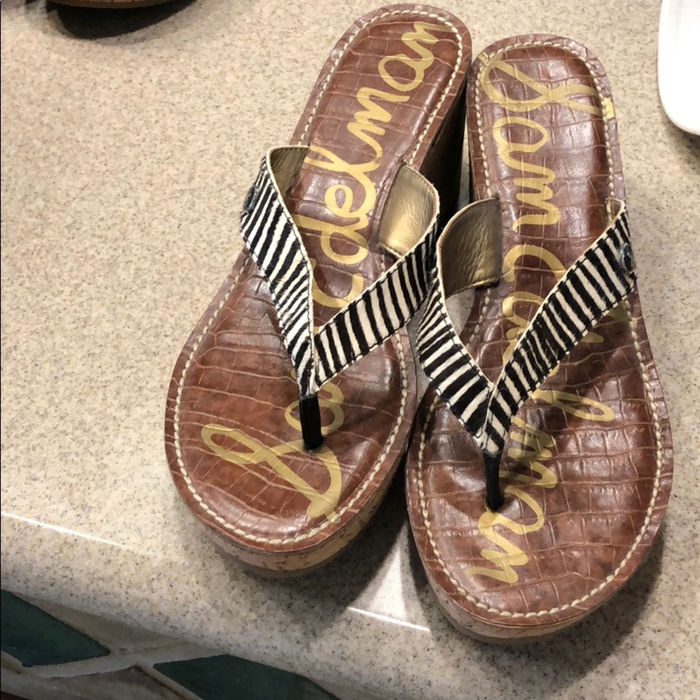 Zebra print wedges